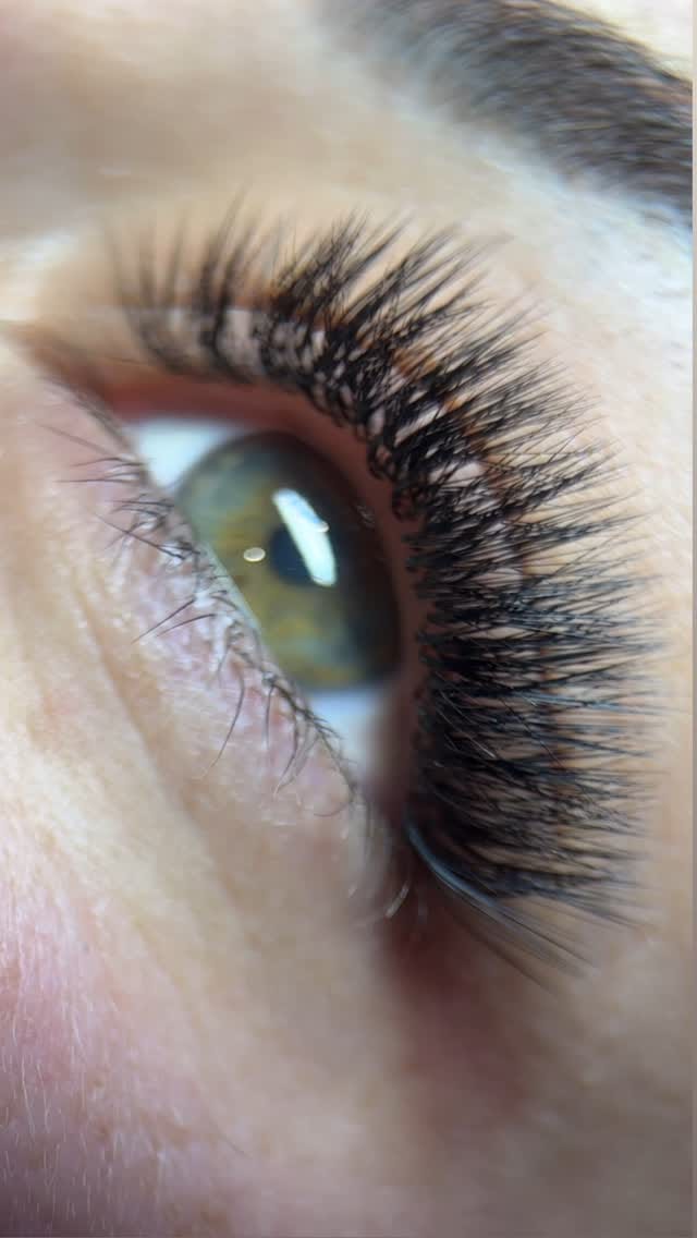 Post 10 by Araks Nazaryan on Instagram (video)