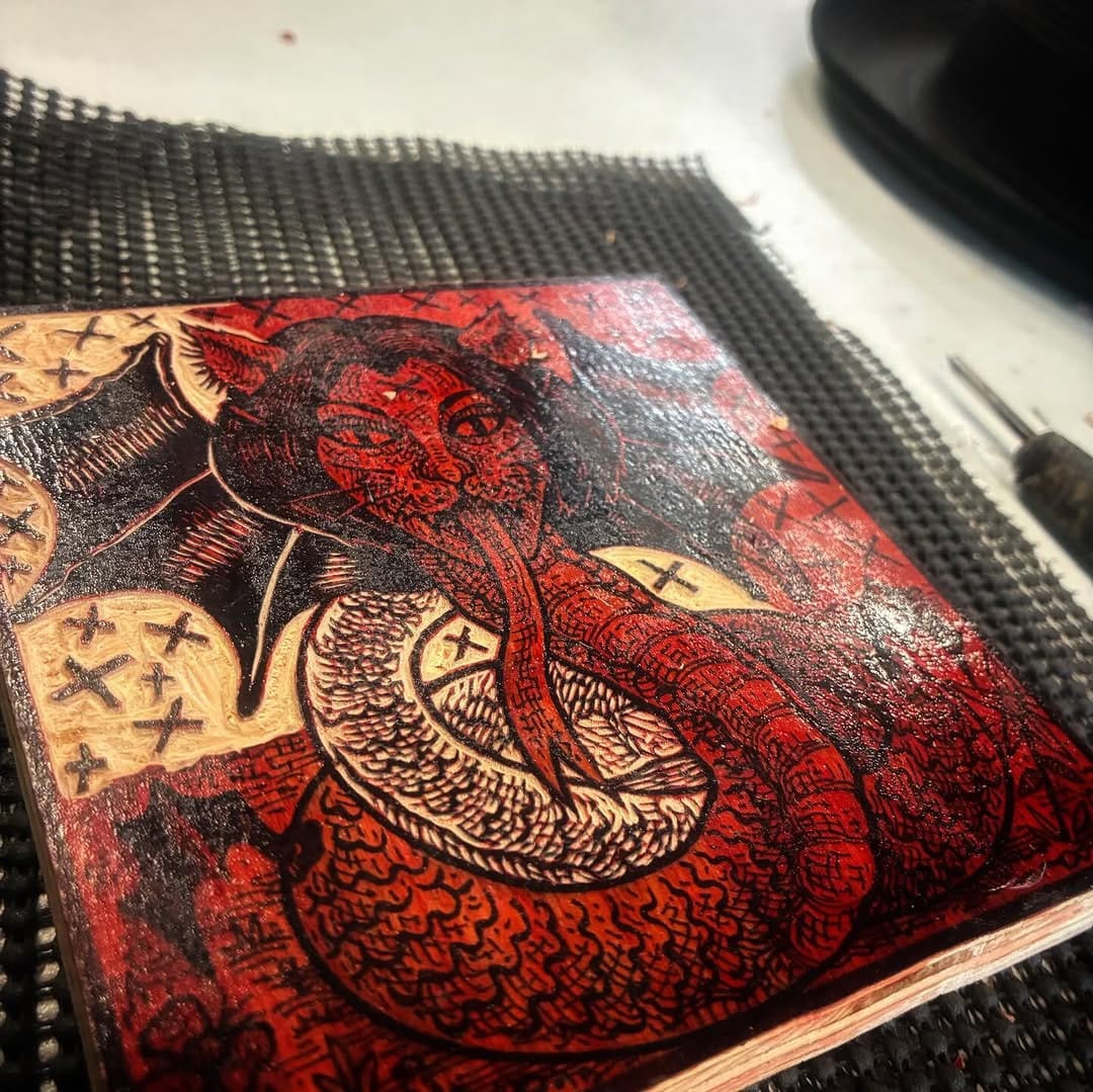 Post 6 by Tom Hück on Instagram (image)