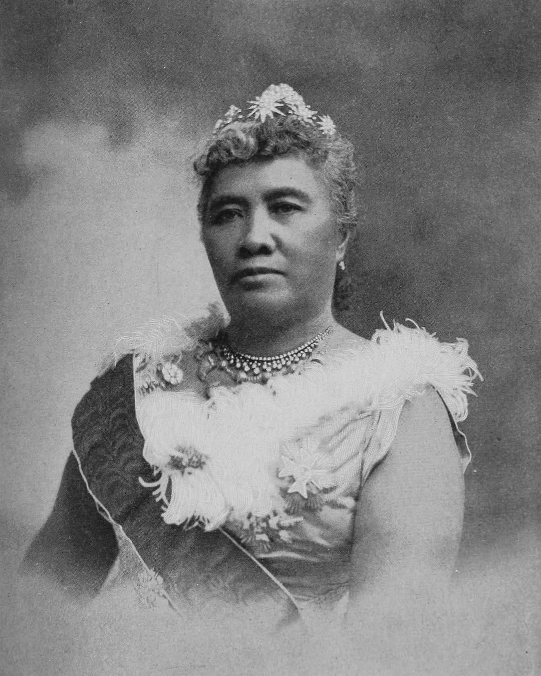 Post 2 by Kū‘ē Kānaka on Instagram (carousel)