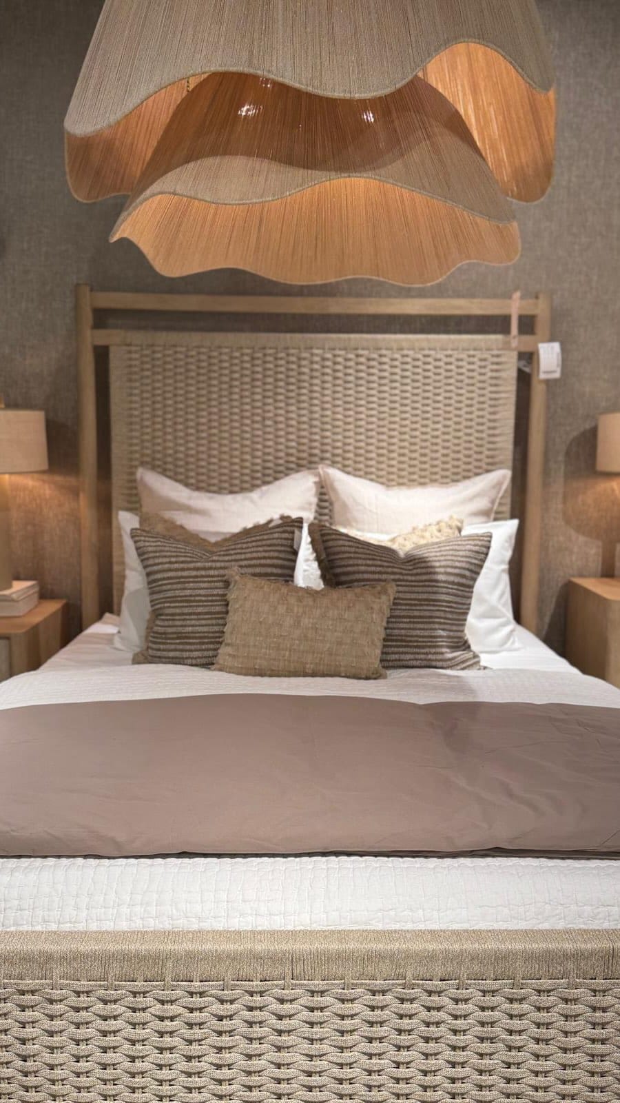 Post 6 by Fabiola Avelino | Luxury Interiors on Instagram (video)