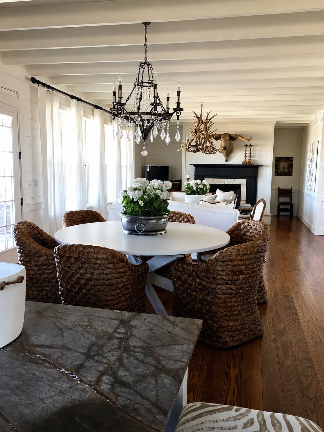 Post 1 by SHABBY SLIPS HOME on Instagram (image)