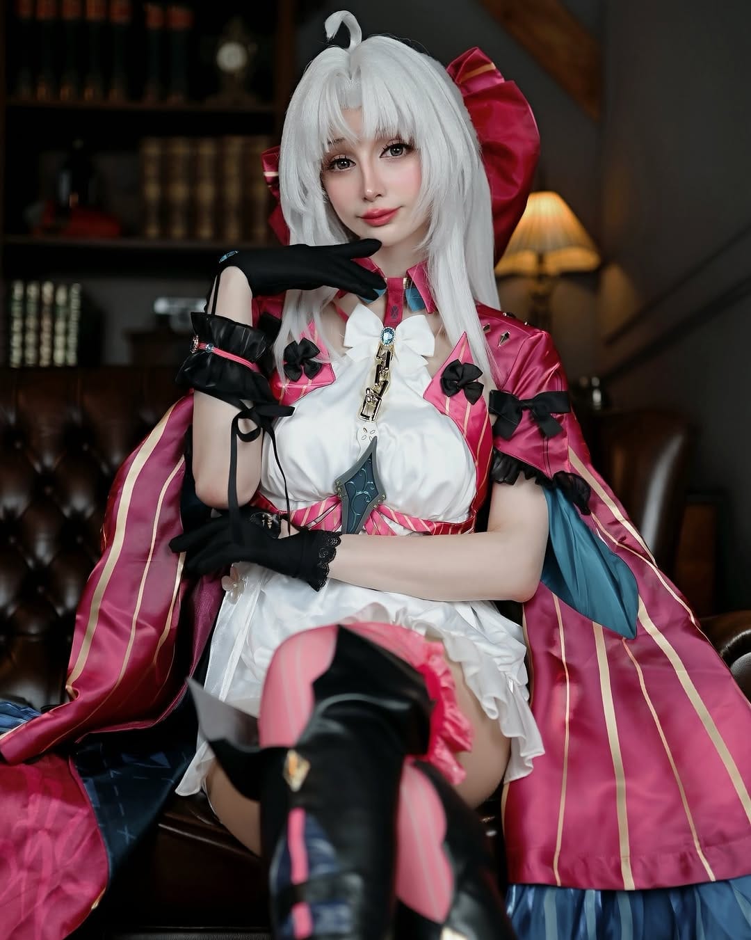 Post 3 by Mia ♡ Cosplay on Instagram (carousel)