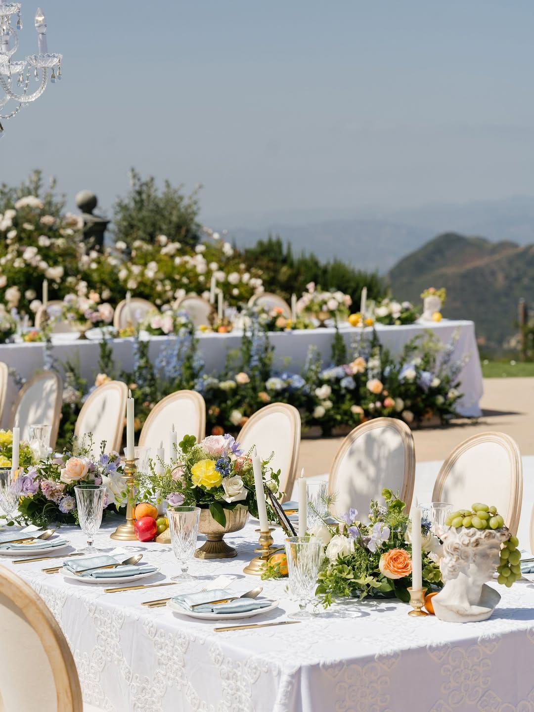Post 6 by The Charming Details | Wedding Planner on Instagram (carousel)
