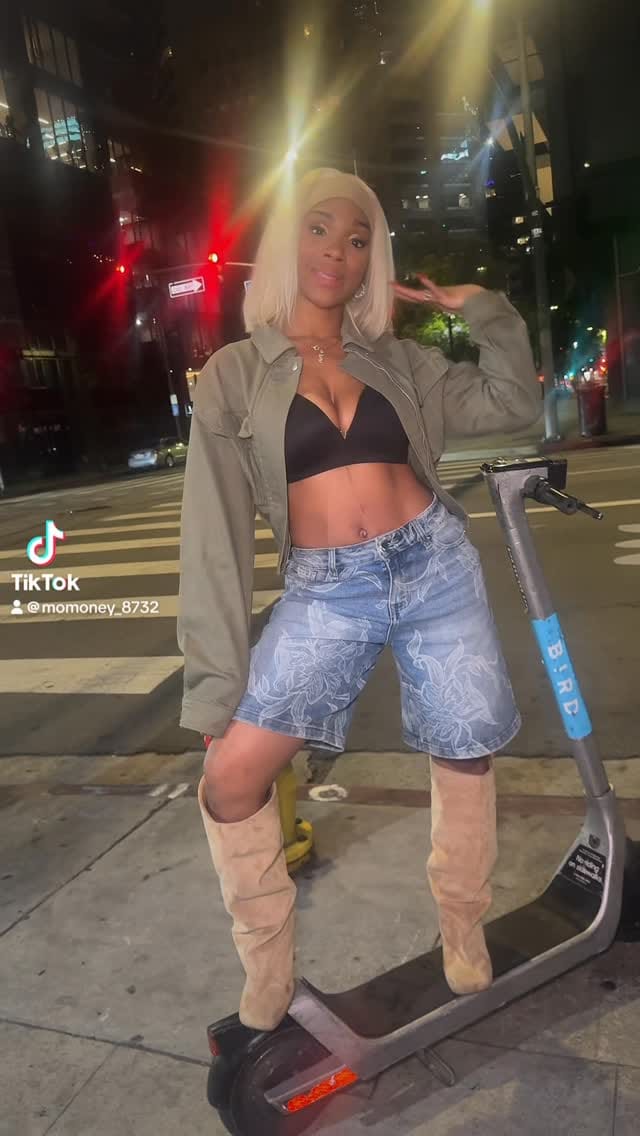 Post 6 by MO-MONEY💰💰💰🎒🎒🎒 on Instagram (video)