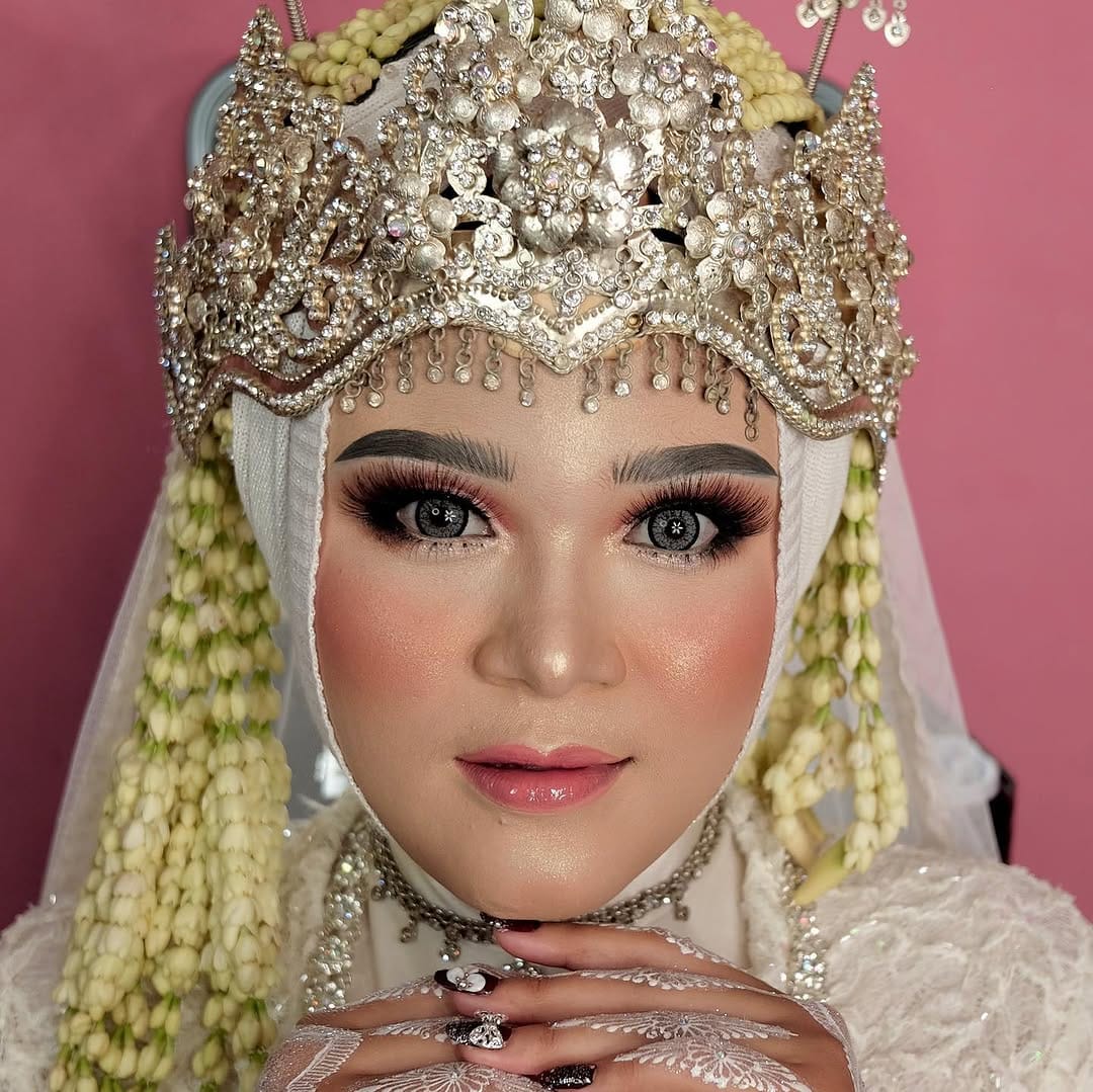 Post 9 by 𝓢𝓪𝓷𝓰𝓰𝓪𝓻 𝓡𝓲𝓪𝓼 𝓔𝓵𝓵𝓲𝓼𝓪 𝓚𝓮𝓷𝓭𝓪𝓵 on Instagram (carousel)