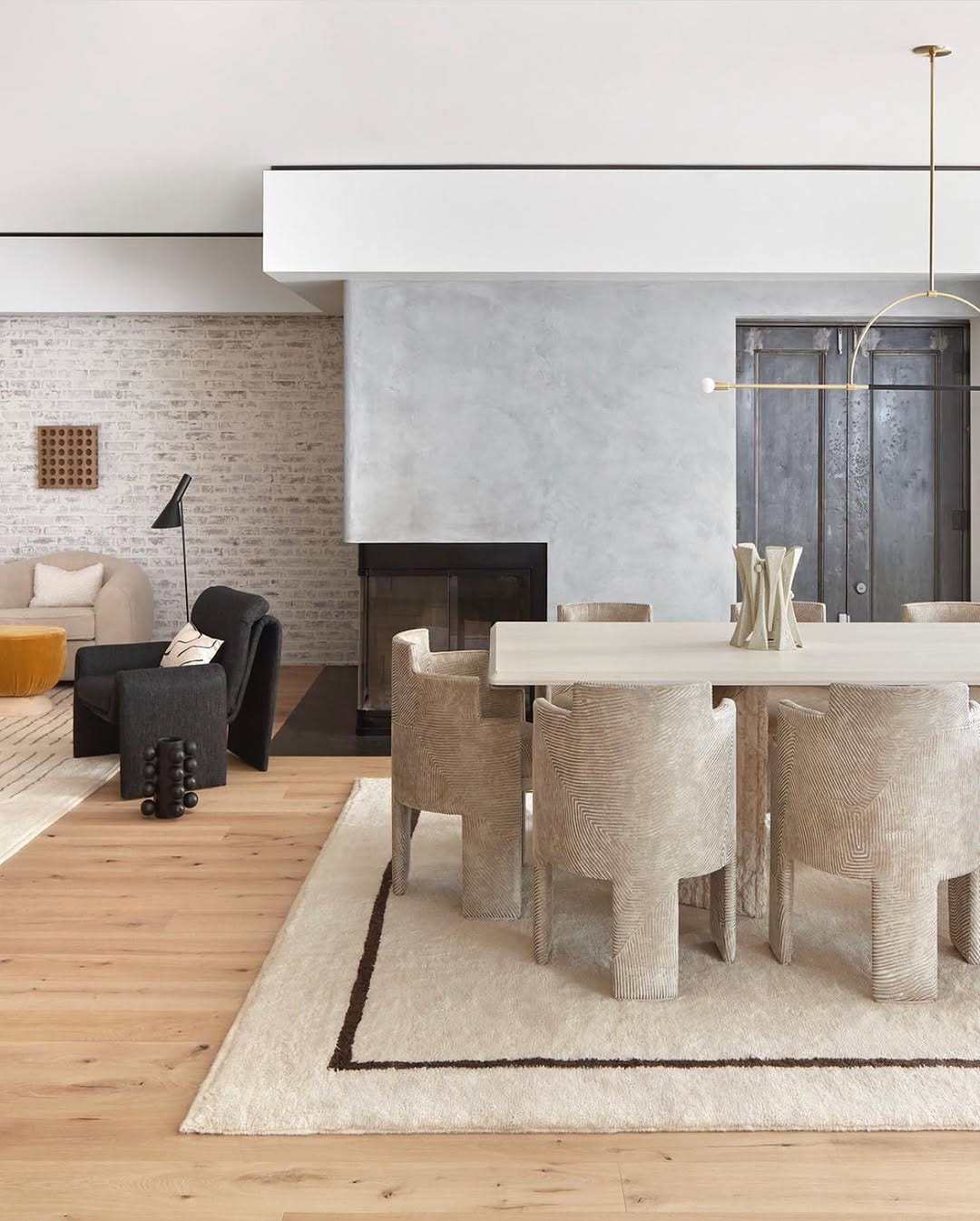 Post 3 by rebecca ahdoot interiors on Instagram (image)