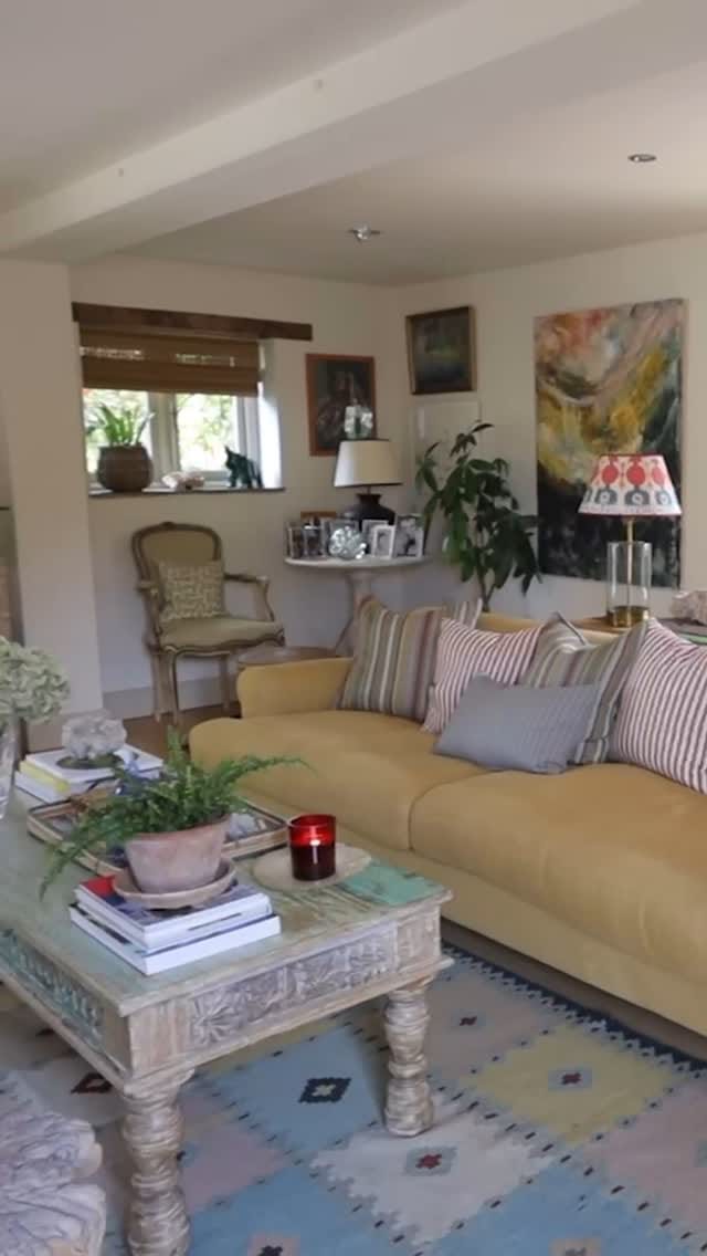 Post 6 by DECURATE INTERIORS on Instagram (video)