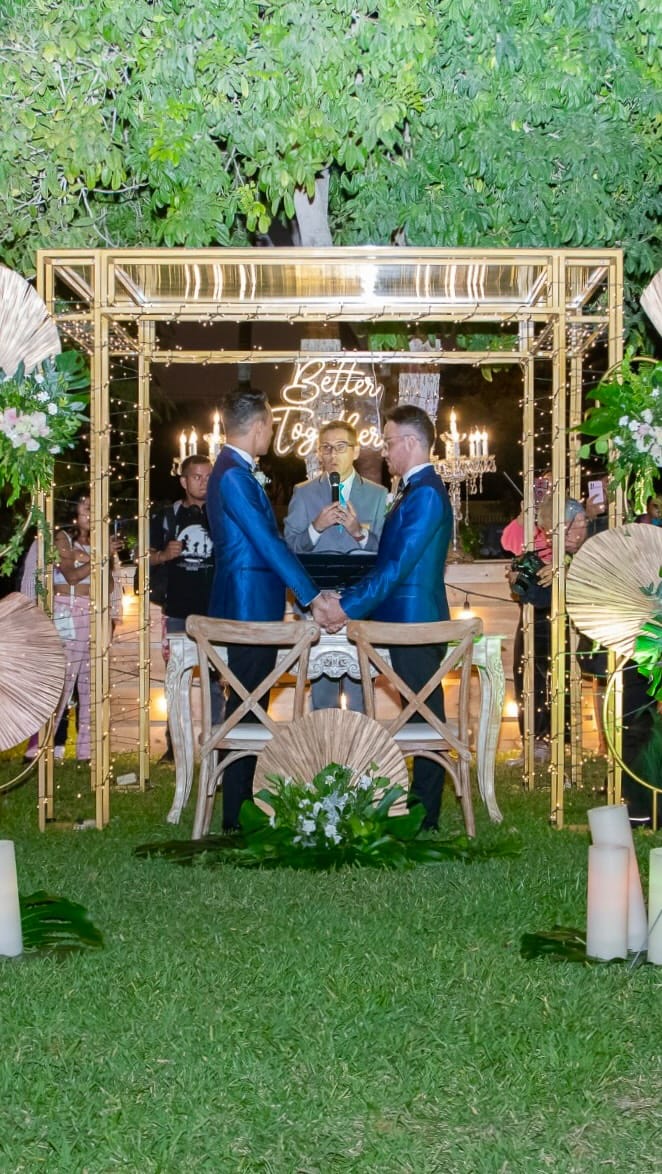 Post 4 by WEDDING & EVENT DESIGNS • Ketty Delights on Instagram (video)