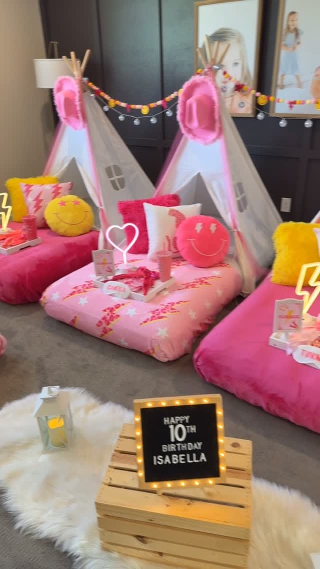 Post 9 by Unforgettable Events | Luxury Sleepover Parties | Luxury Picnics on Instagram (video)