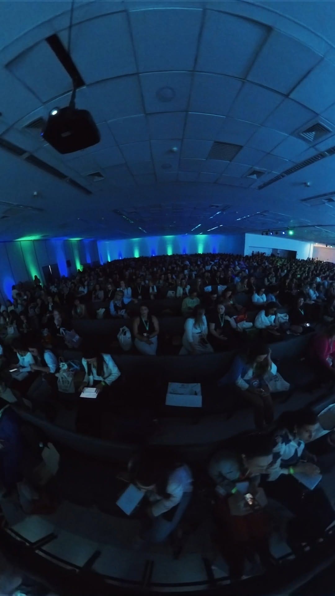 Post 4 by Dra. Ariana Schmitz on Instagram (video)