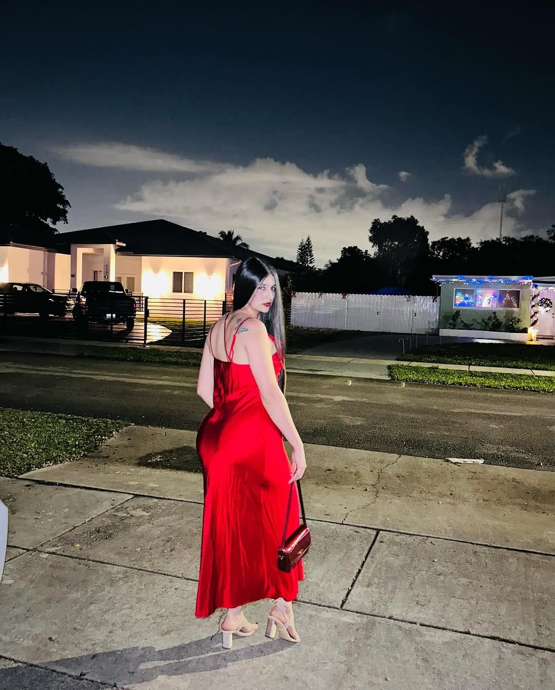 Post 10 by Diana Clavijo on Instagram (carousel)