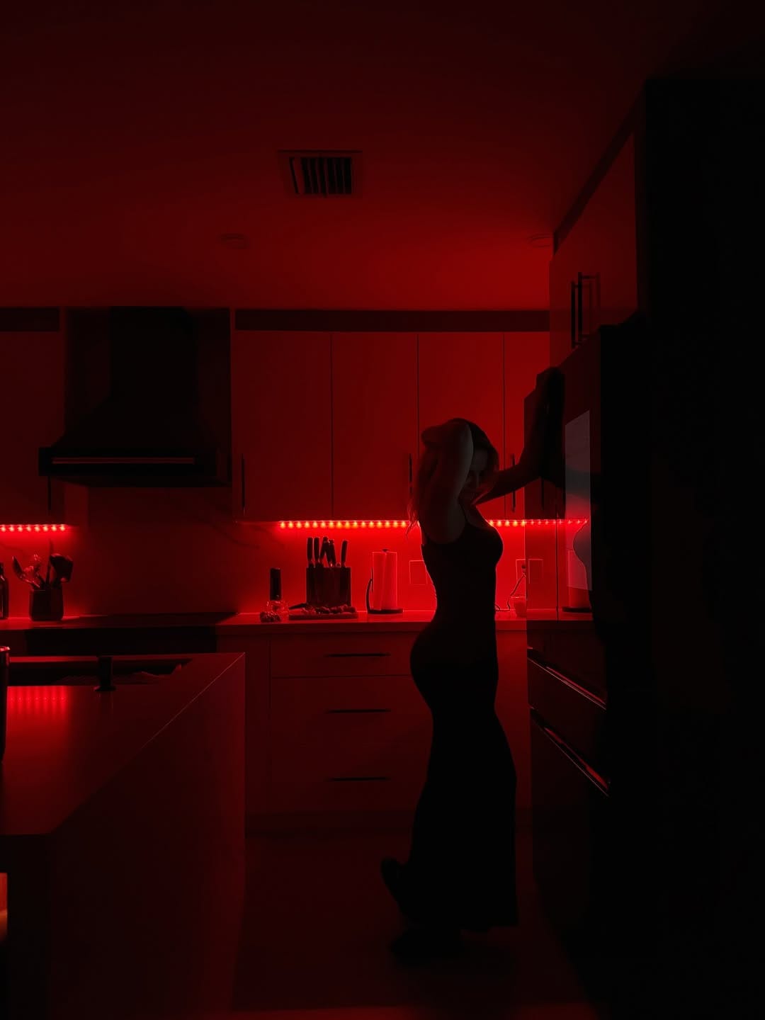 Post 10 by Юлия Савастру on Instagram (image)