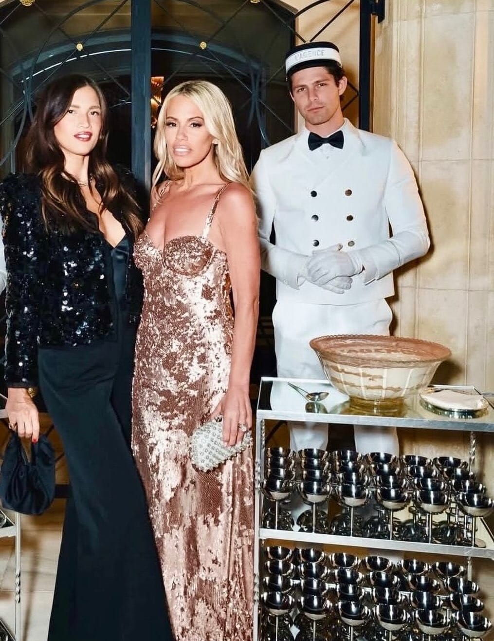 Post 6 by RUNWAY WAITERS Event Staffing Agency on Instagram (image)