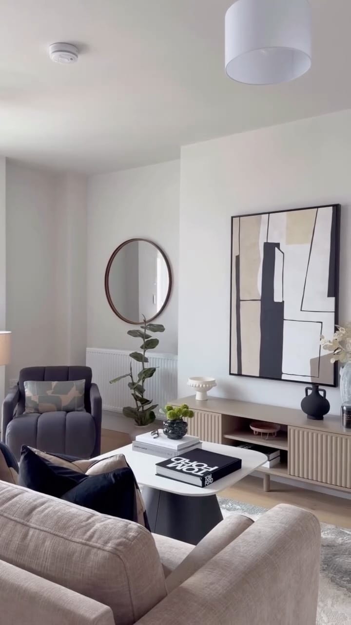 Post 8 by Chestertons London on Instagram (video)