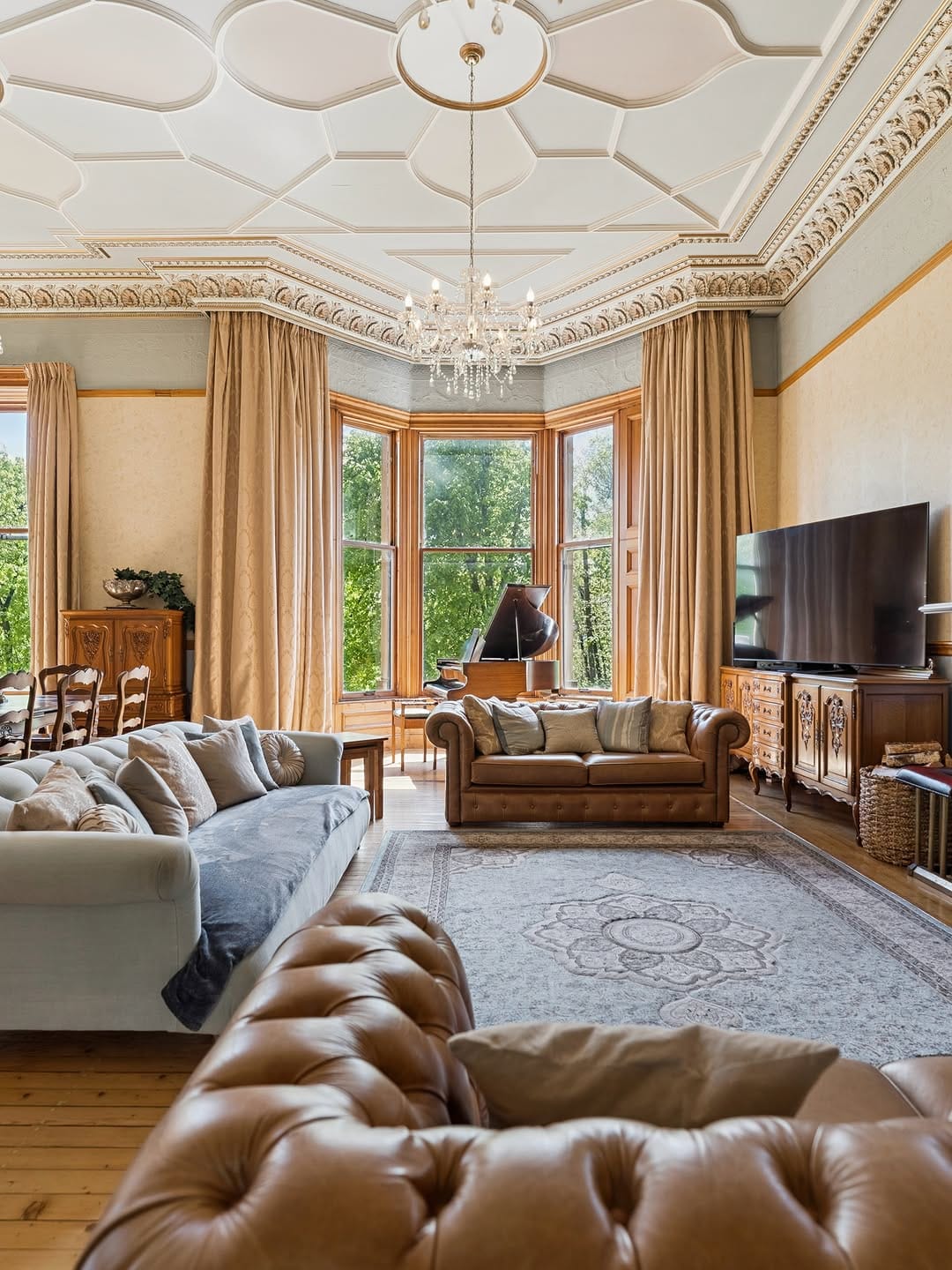 Post 6 by Clyde Property Estate and Letting Agent on Instagram (carousel)