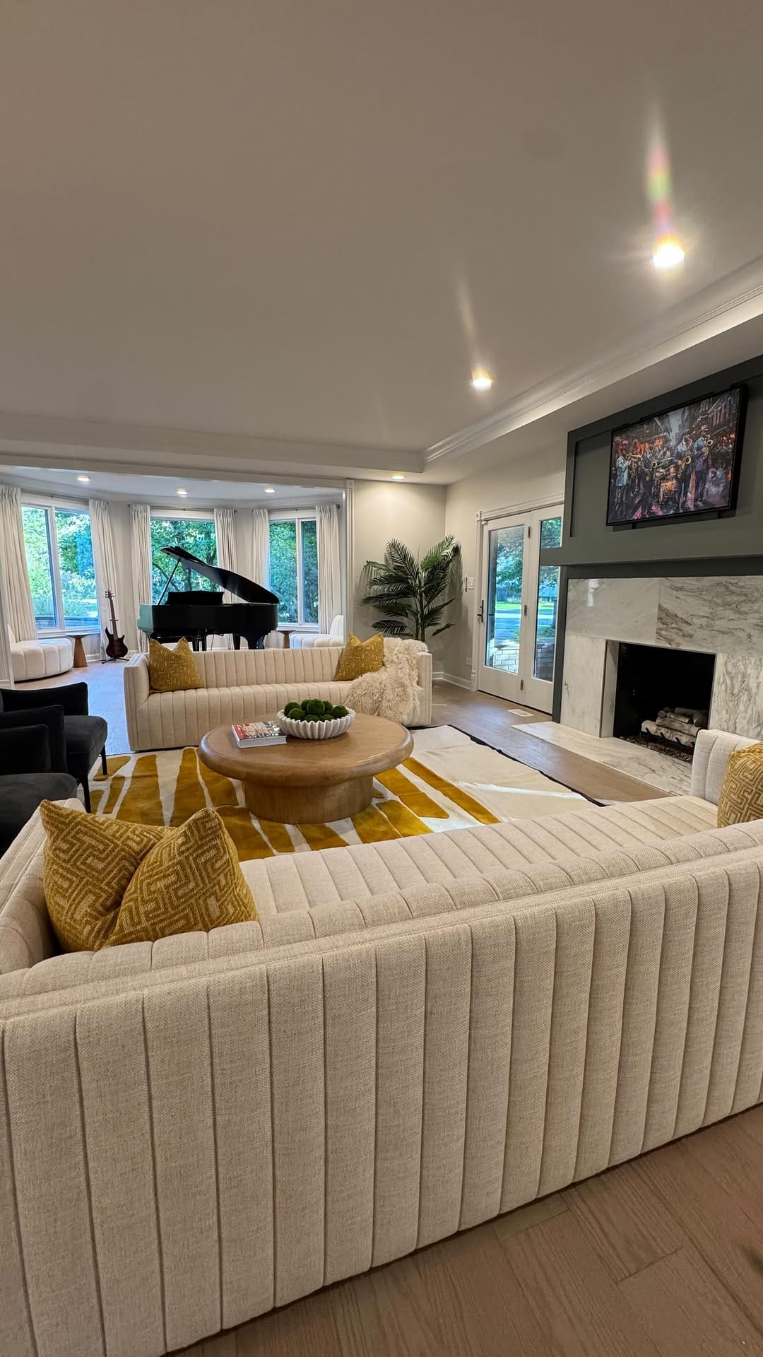 Post 8 by Shatesha | Interior Designer on Instagram (video)