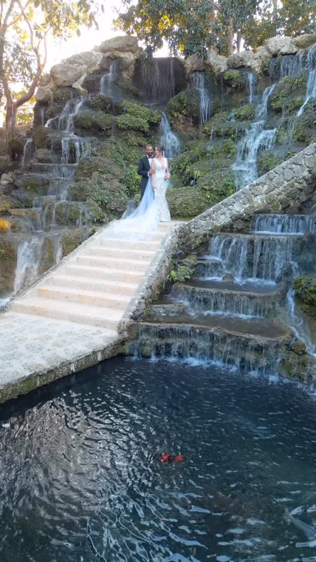 Post 6 by The Barn 305 | Miami Wedding Venue on Instagram (video)