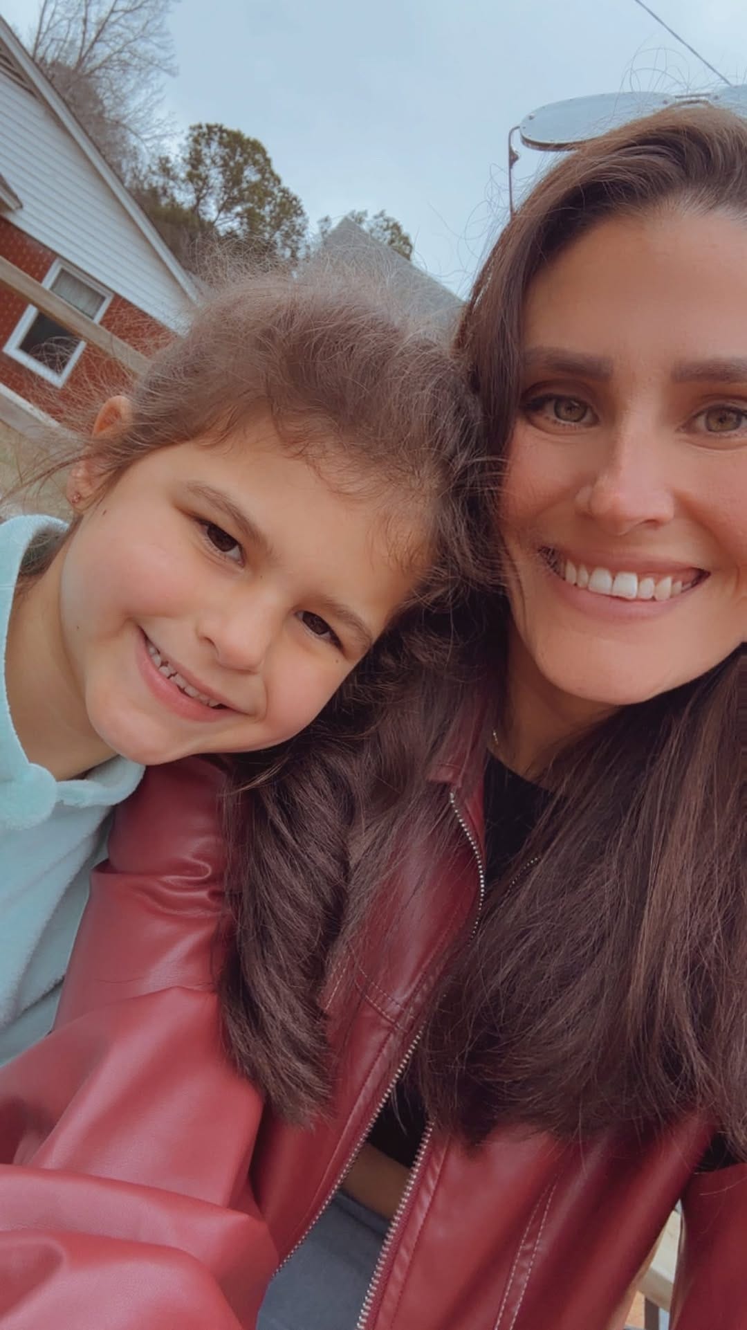 Post 4 by Gabriella Cesarone on Instagram (video)