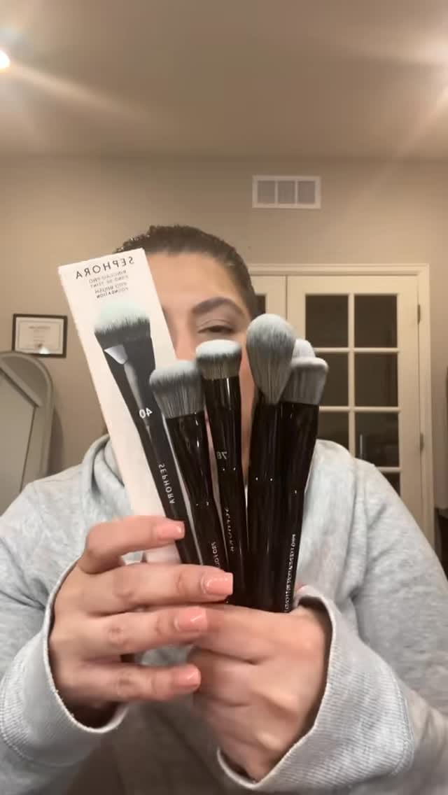 Post 3 by Tanya Afridi on Instagram (video)