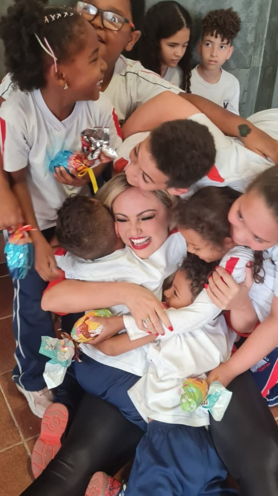 Post 10 by Bloco do Fico on Instagram (video)