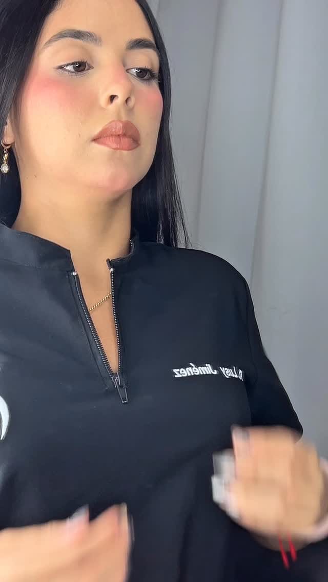Post 6 by Lu jimenez-Beauty blogger on Instagram (video)