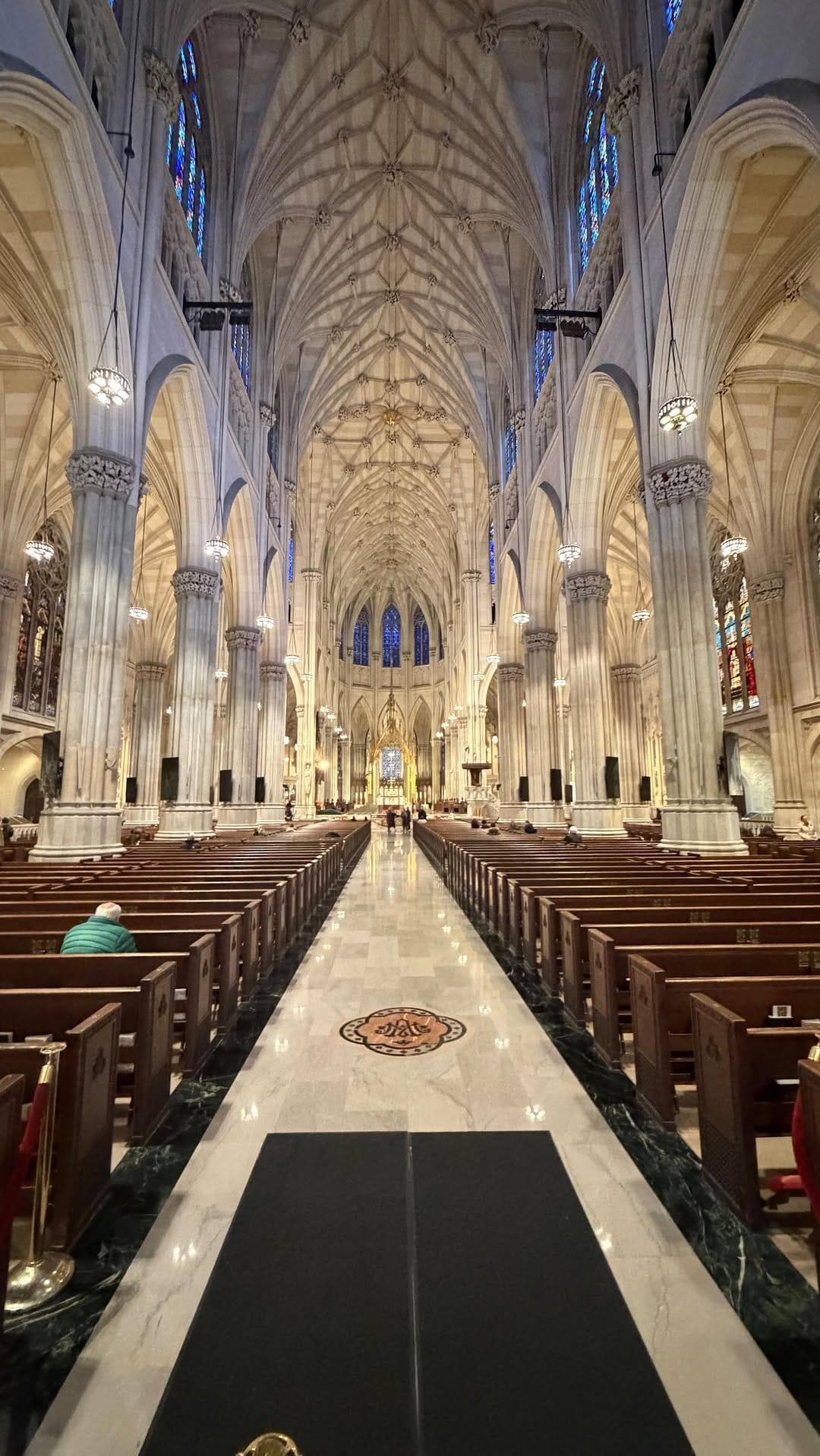 Post 4 by Eli Berchan Wedding & Events Creation on Instagram (video)