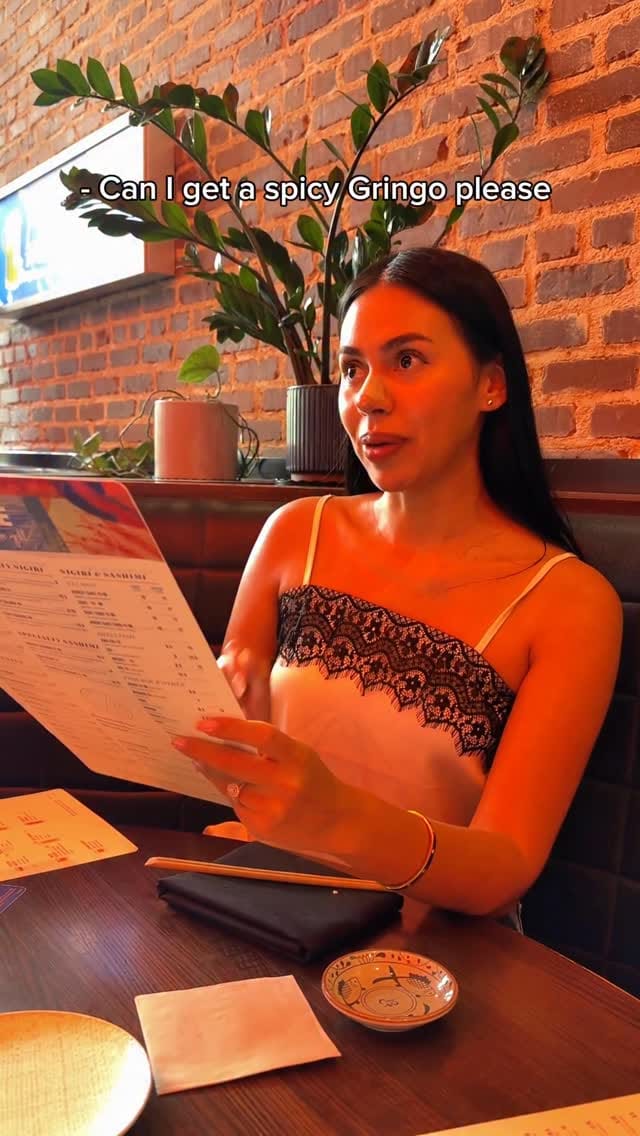 Post 7 by Lisa Salcedo | Content Creator Fashion Lifestyle Beauty on Instagram (video)
