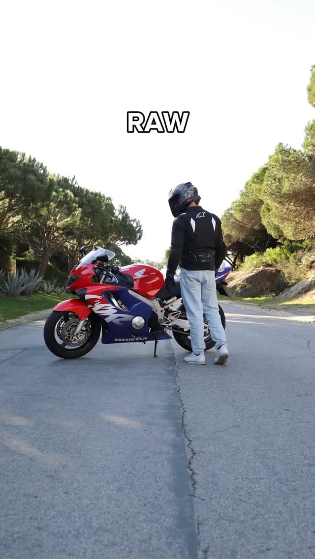 Post 4 by Motas Portugal on Instagram (video)