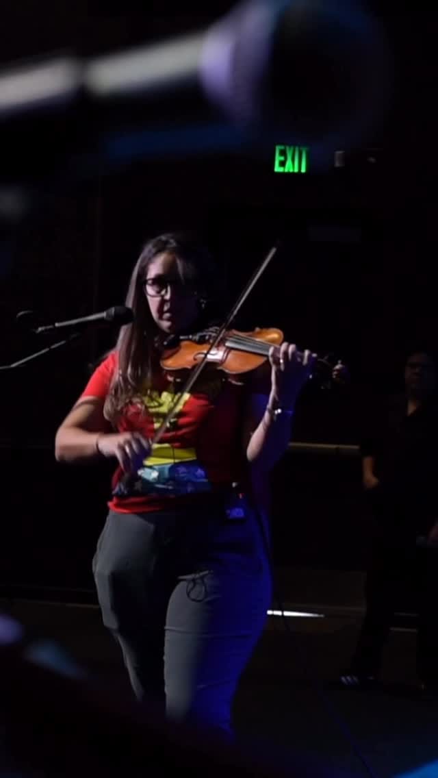 Post 1 by Daniela Padrón | Violinist on Instagram (video)