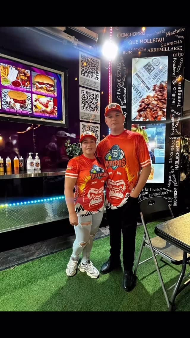 Post 9 by THE RITERO BURGER 🍔 Comida rapida, Hamburguesas on Instagram (video)