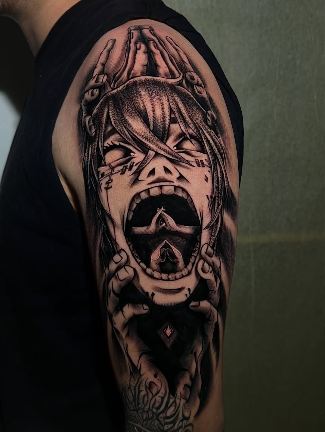 Post 6 by Sergio Vera - Tattoo Artist on Instagram (carousel)