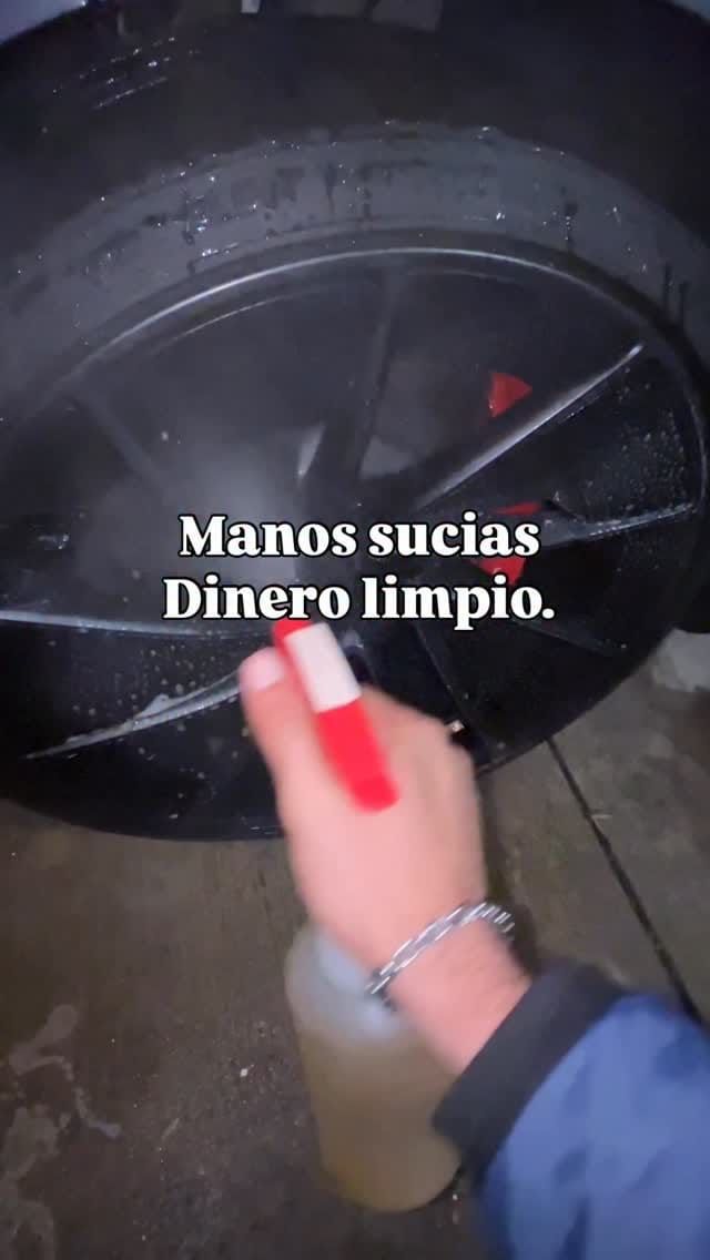 Post 10 by ʙᴏʏᴅᴇᴛᴀɪʟꜱꜱ on Instagram (video)