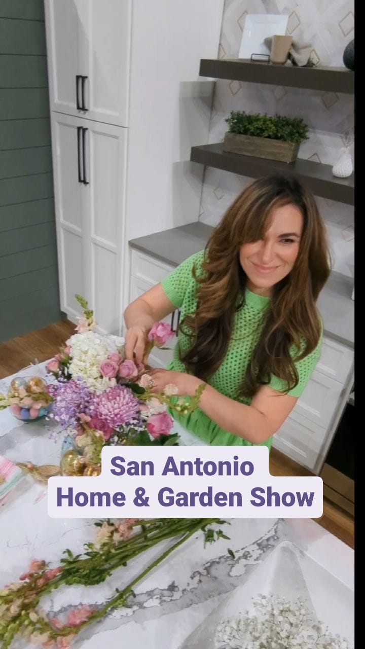 Post 9 by Renae Trevino on Instagram (video)