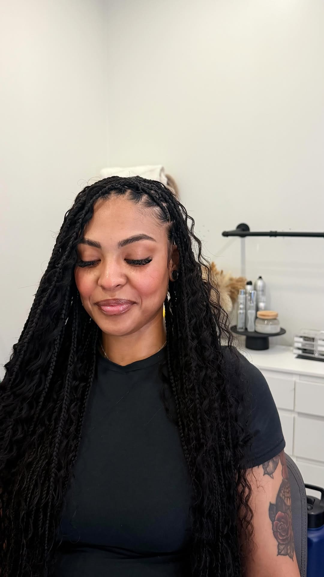 Post 1 by DALLAS HAIRSTYLIST 📍 on Instagram (video)