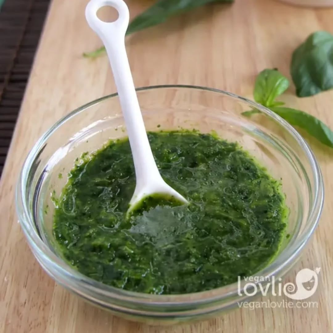 Post 4 by Teenuja & Kevin | Vegan Recipes on Instagram (image)