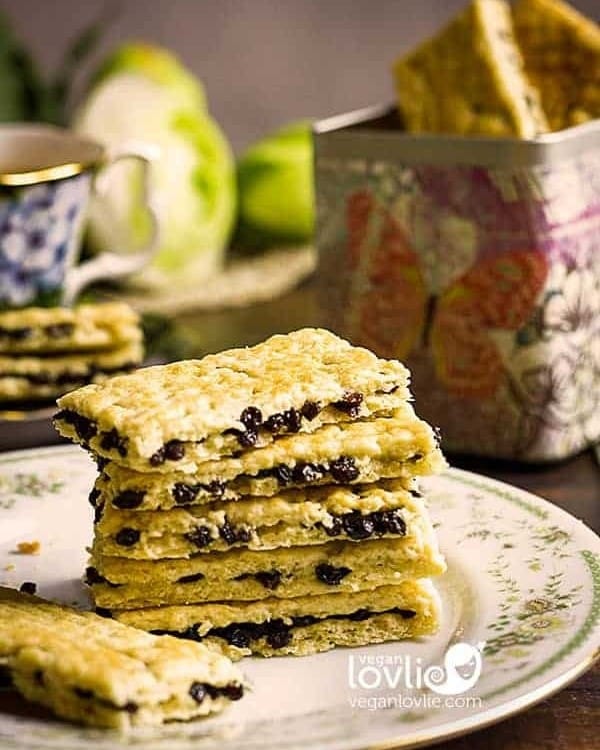 Post 2 by Teenuja & Kevin | Vegan Recipes on Instagram (image)