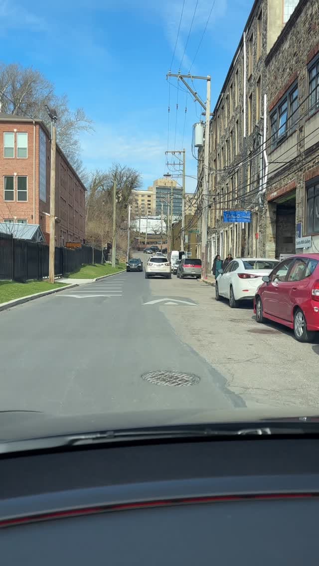 Post 9 by Philadelphia Wedding Chapel®️on Wheels on Instagram (video)