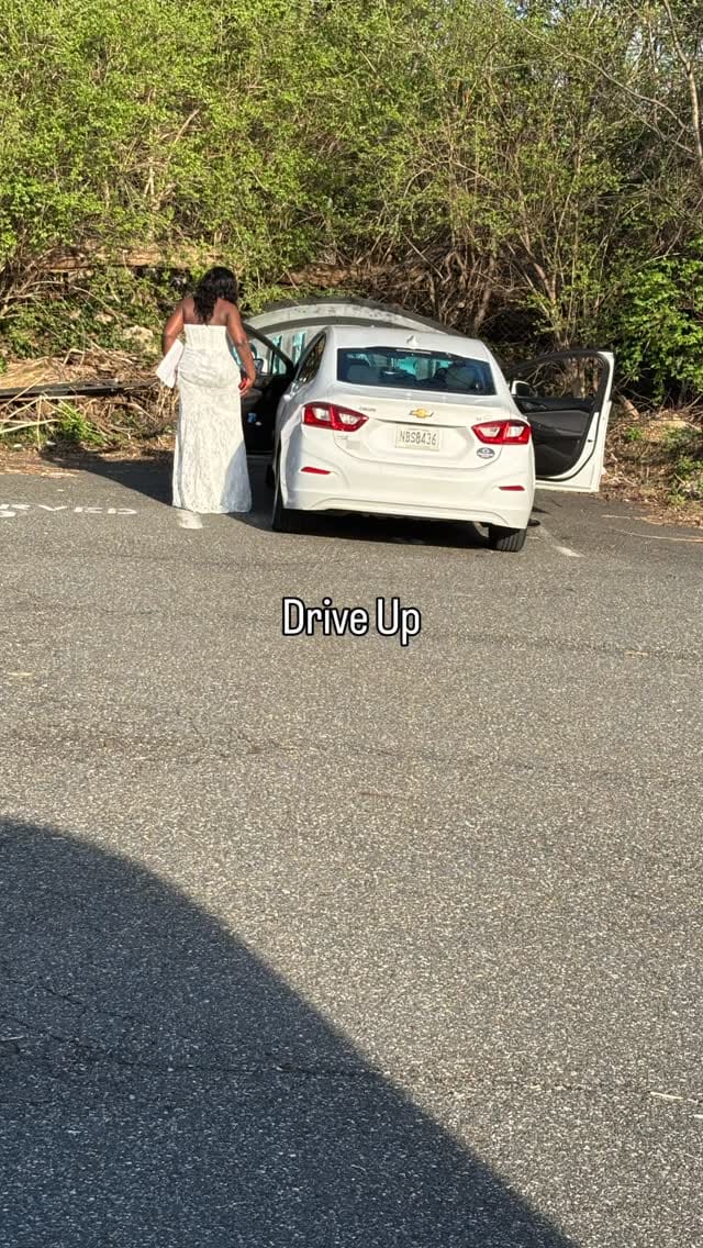 Post 7 by Philadelphia Wedding Chapel®️on Wheels on Instagram (video)