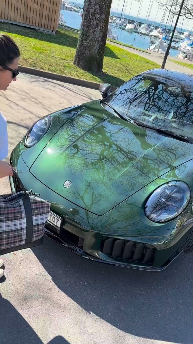 Post 8 by Centre Porsche Lausanne on Instagram (video)