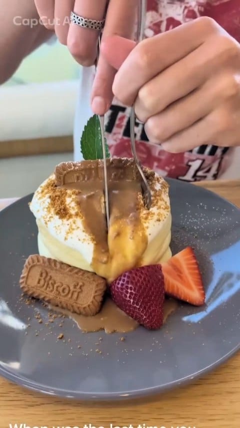 Post 7 by Ella Dembo on Instagram (video)