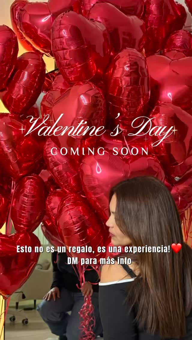 Post 8 by Magalata Balloons | Event Decor Miami on Instagram (video)
