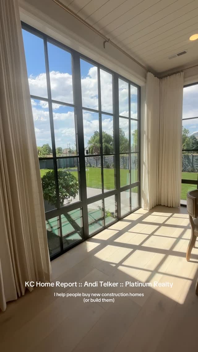 Post 3 by 🙍🏼‍♀️Andi Telker - I Help People Buy New Construction Homes! on Instagram (video)