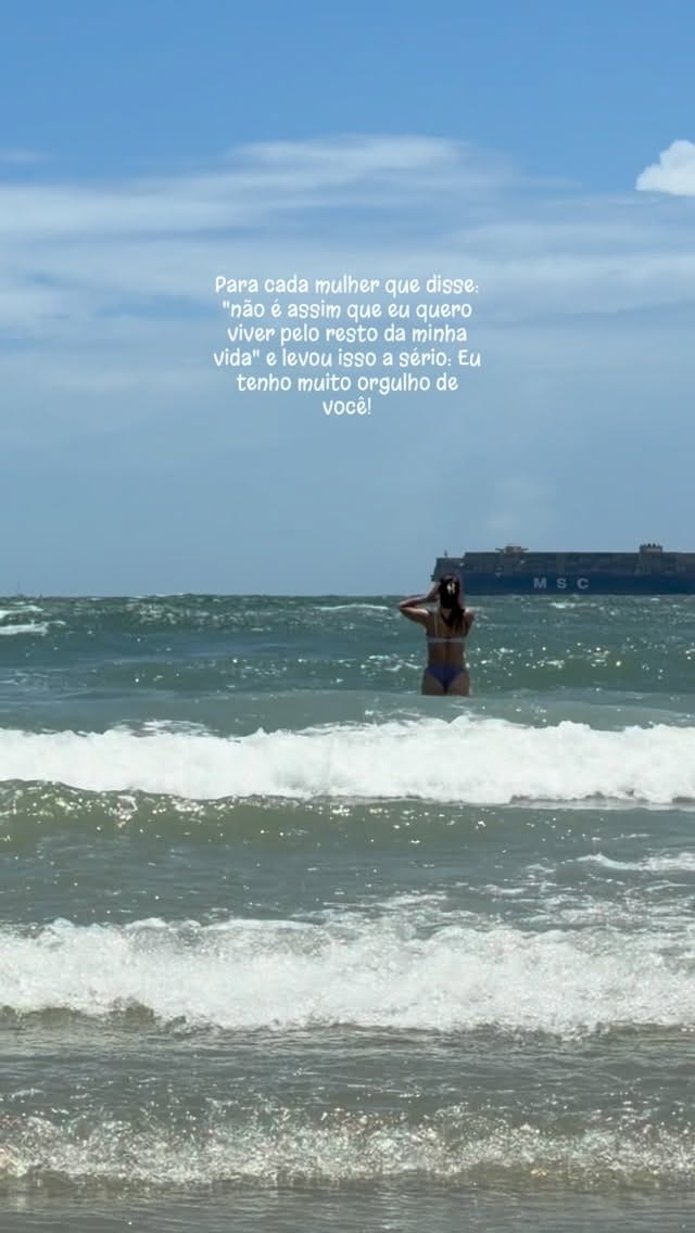 Post 3 by Vanessa Oliveira on Instagram (video)