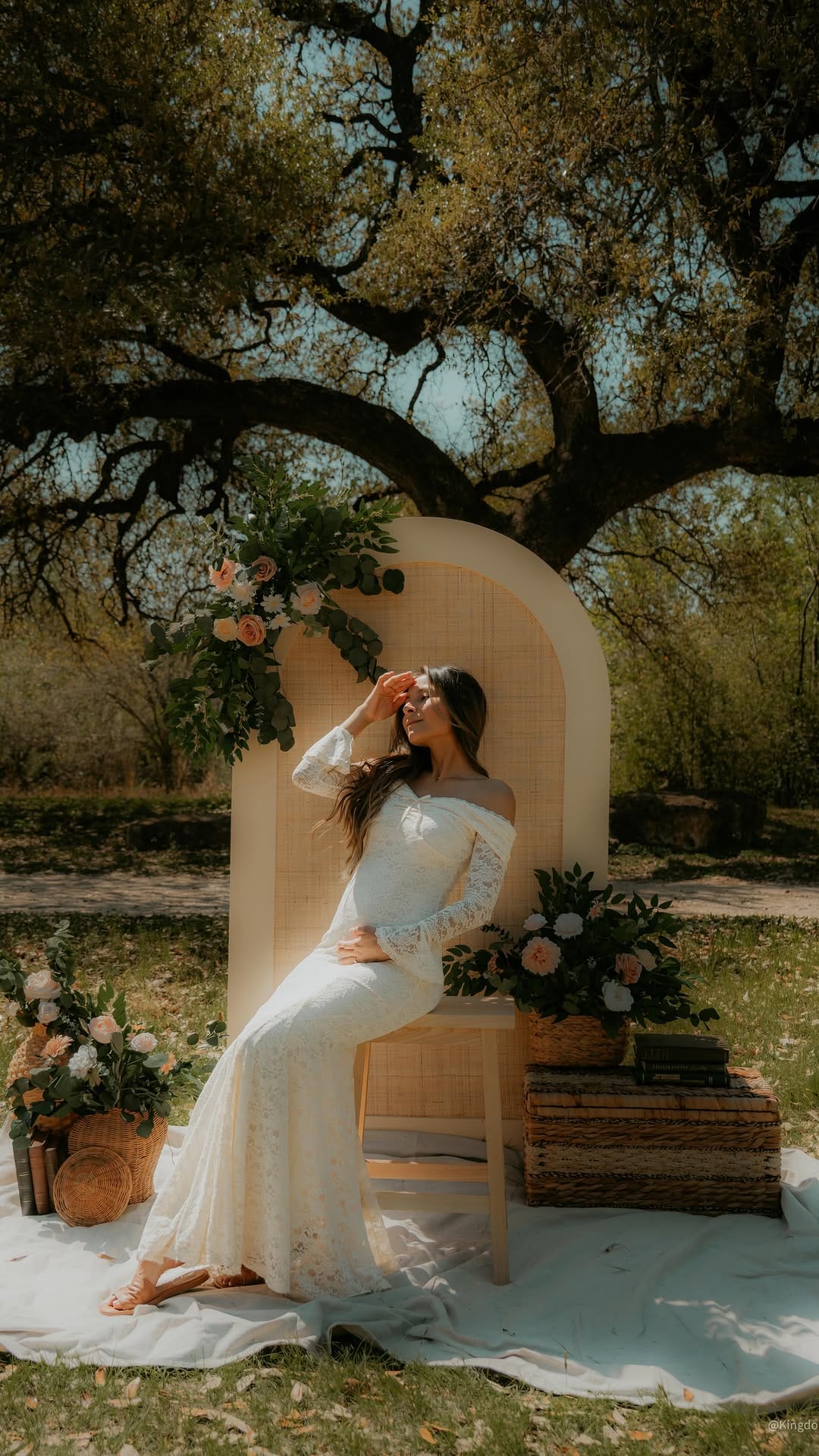Post 4 by THE POSH PICNIC ATX | LUXURY PICNICS & PROPOSALS on Instagram (video)