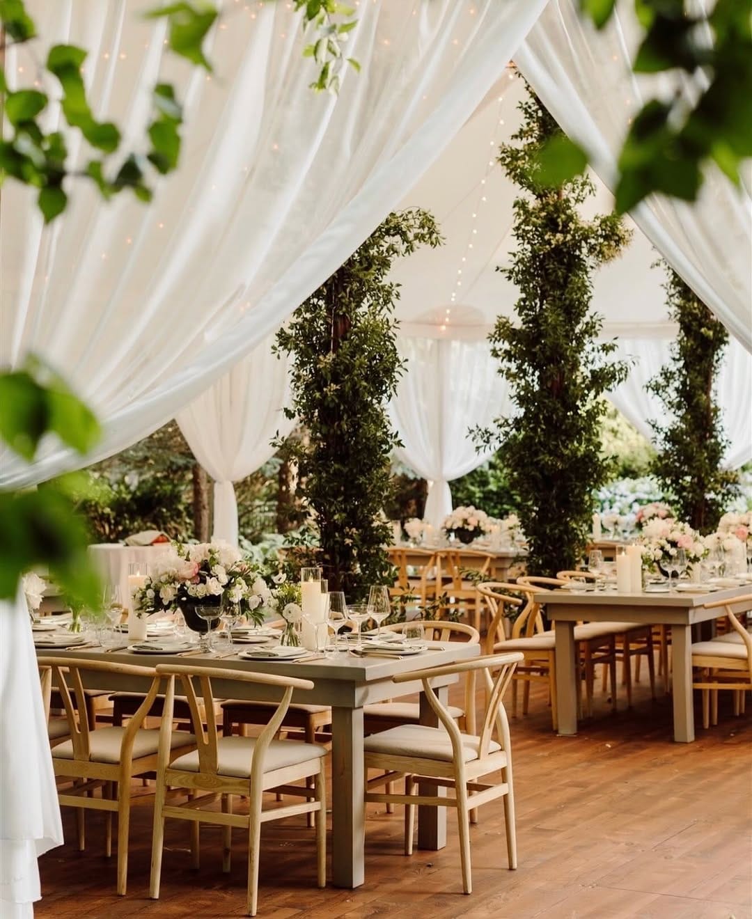 Post 1 by Emlan Events by Elizabeth Wexler on Instagram (carousel)