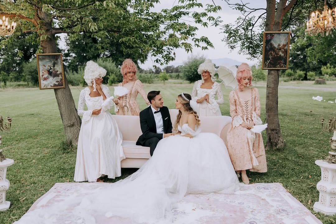 Post 5 by GEOWORLD WEDDINGS on Instagram (image)