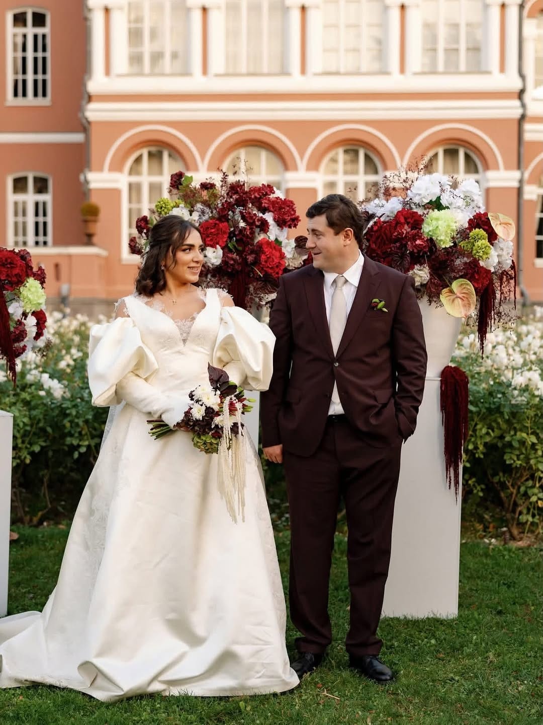 Post 3 by GEOWORLD WEDDINGS on Instagram (carousel)