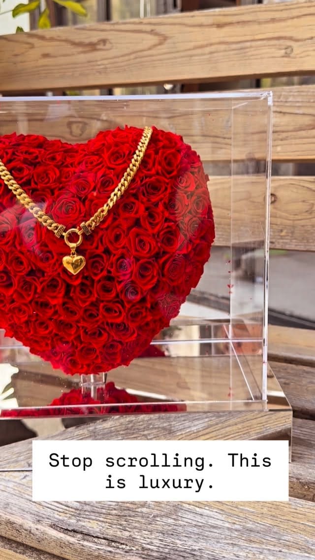 Post 9 by As U Wish 💎🌹flower and gold on Instagram (video)