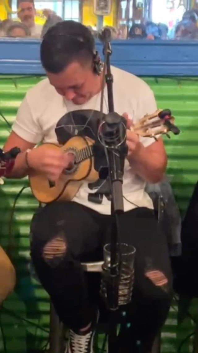 Post 10 by Ronaldo Andrade 🎵 on Instagram (video)