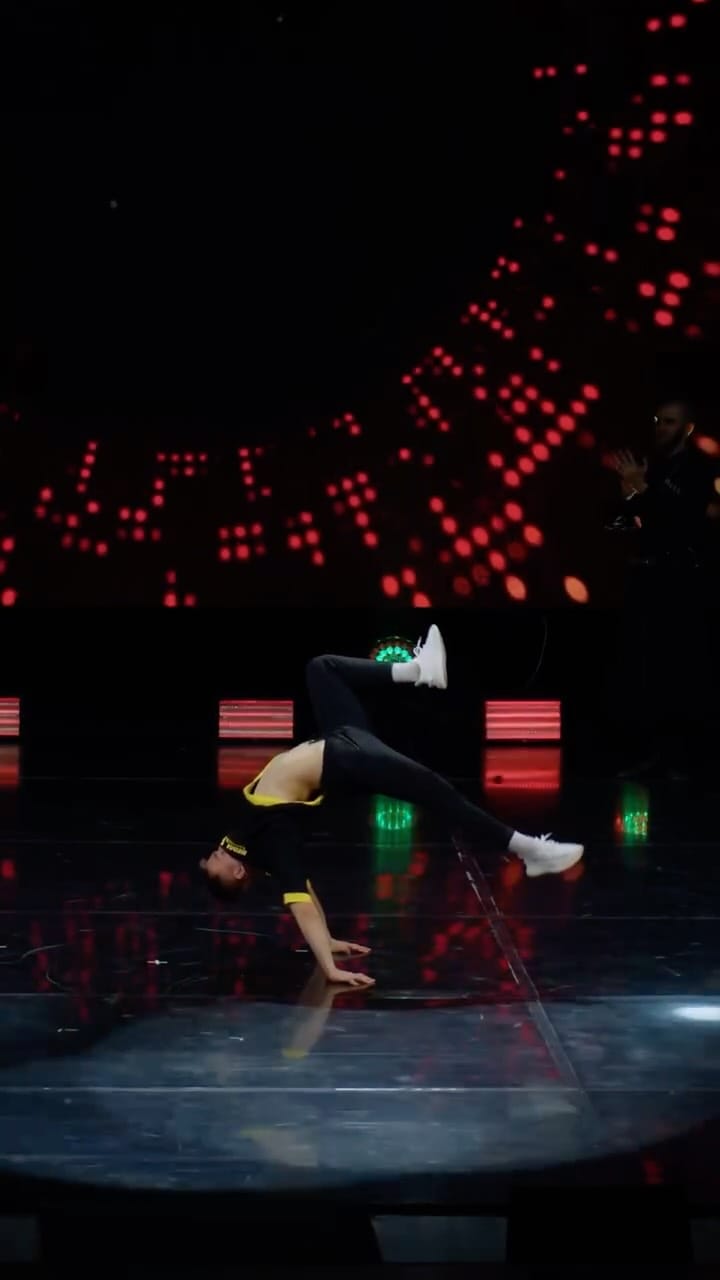 Post 10 by UDI DANCE SHOW! on Instagram (video)